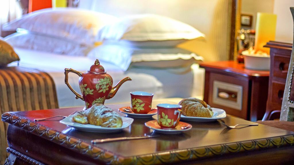 Hotel Boutique Vila Fernando Tiranë Ngoại thất bức ảnh
