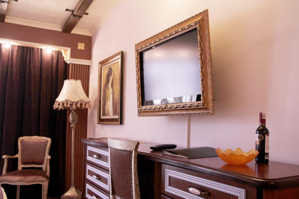 Hotel Boutique Vila Fernando Tiranë Phòng bức ảnh
